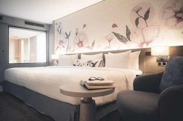 Roselle Suite, 1 Bedroom Corner Suite