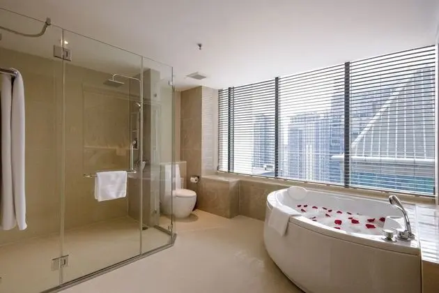 Roselle Suite, 1 Bedroom Corner Suite