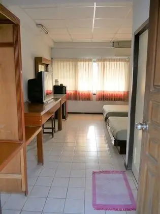 Twin Room with Air-Conditioner