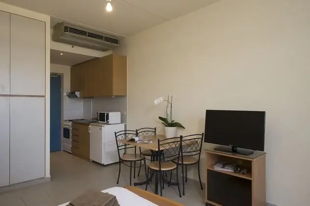 Stüdyo (Apartment)