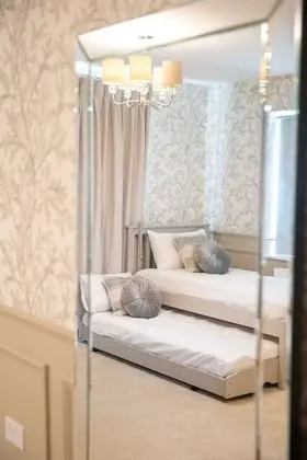 Ev, 6 Yatak Odası, Mikrodalga