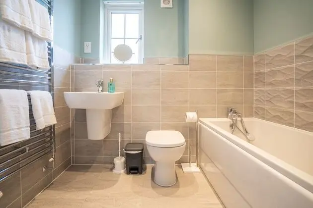 Ev, 6 Yatak Odası, Mikrodalga