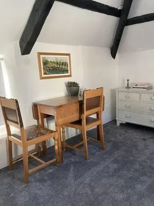 Deluxe Tek Büyük Yataklı Oda, Banyolu/Duşlu, Avlu Manzaralı (Protea Suite)