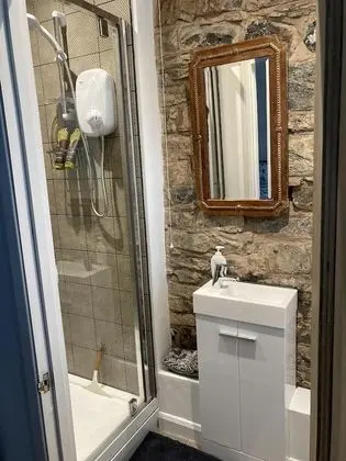 Tek Büyük Yataklı Oda, Banyolu/Duşlu (Lily Suite)