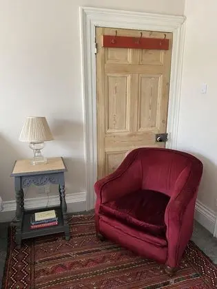 Tek Büyük Yataklı Oda, Özel Banyo, Bahçe Manzaralı (Disa Suite)