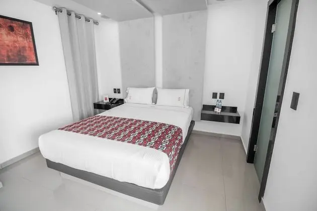 Luxury Suite, Jacuzzi, City View