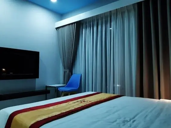 Deluxe Tek Büyük Yataklı Oda