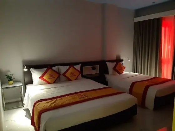 Deluxe Üç Kişilik Oda, Şehir Manzaralı