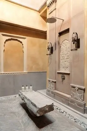 Süit (Sanctuary)