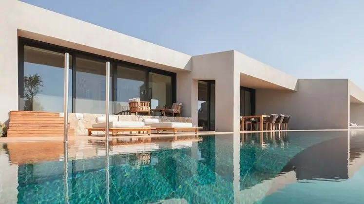 3 Bedroom Pool Residence