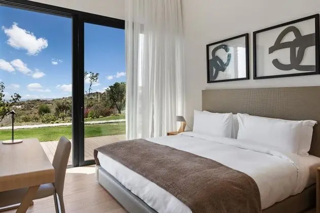 Residence, Deniz Manzaralı, Havuzlu