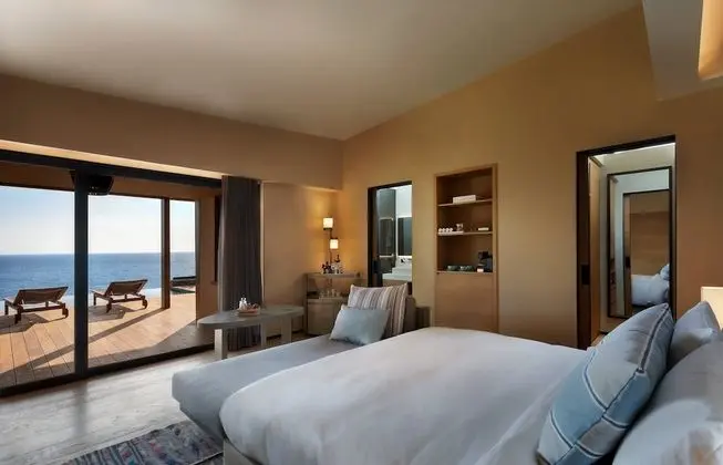Ridge Terrace with Pool Sea View