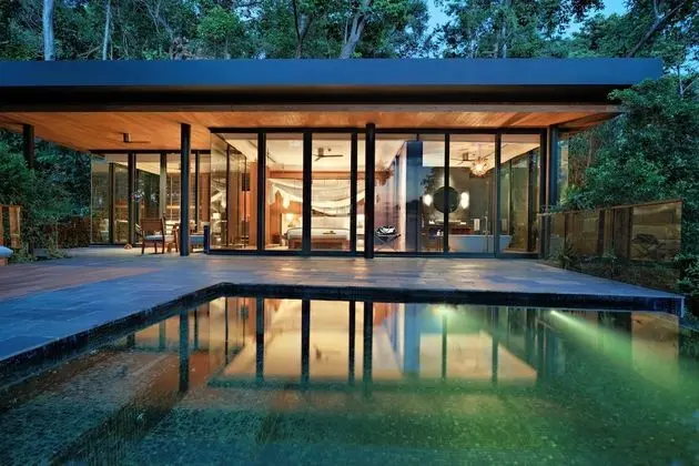 Villa (Ocean Pool)