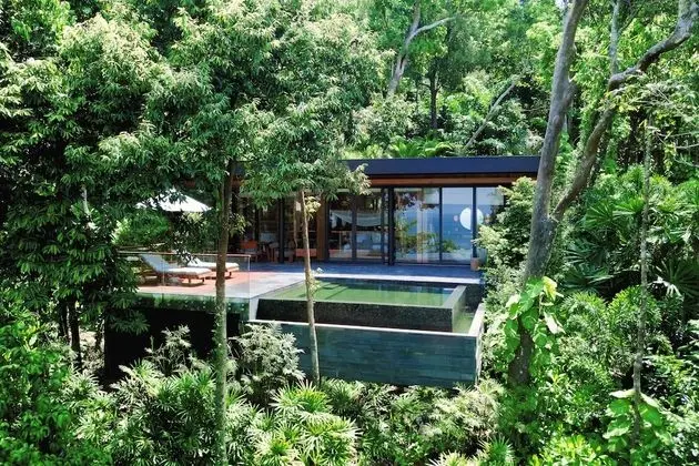 Villa (Ocean Pool)