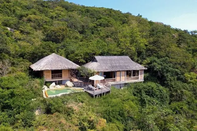 Villa (Hill Top Pool)