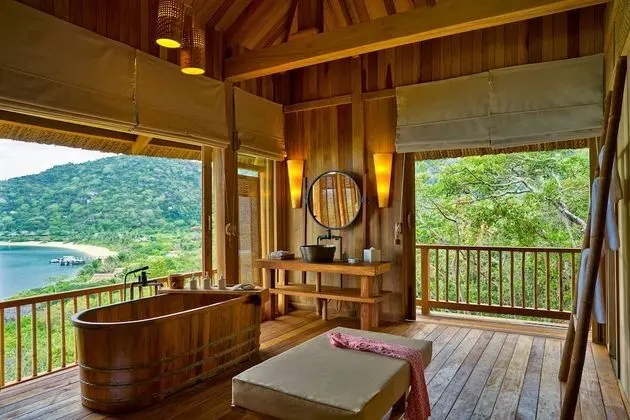 Villa (Hill Top Pool)