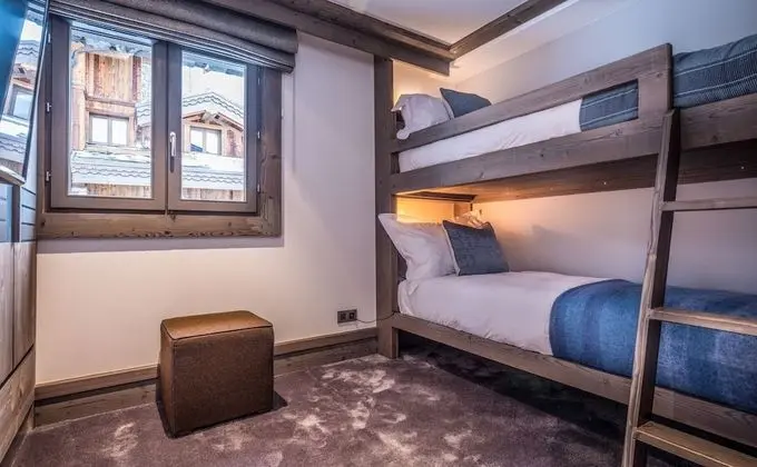 Three-Bedroom Prestige Family Apartment