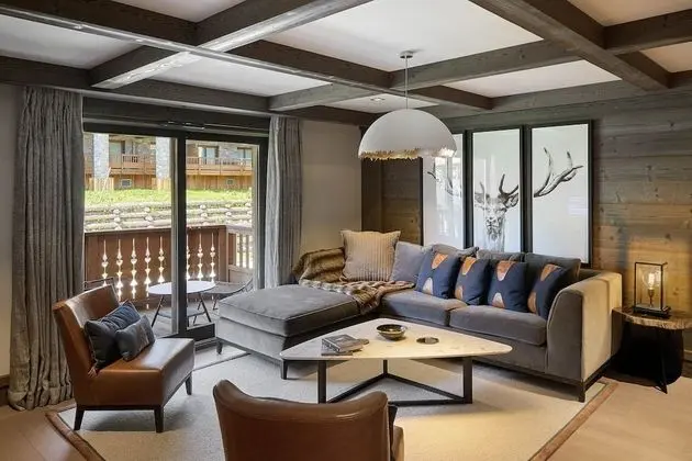 Three-Bedroom Prestige Family Apartment