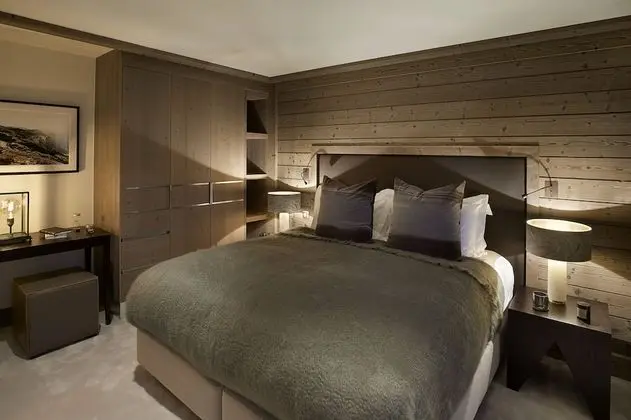 Three-Bedroom Prestige Family Apartment