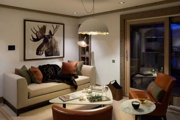 Three-Bedroom Prestige Family Apartment