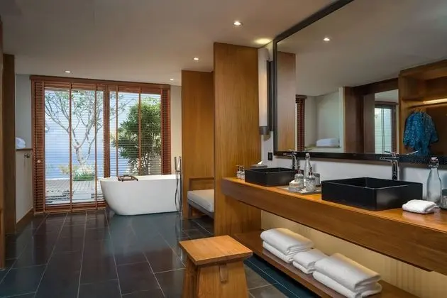 Cliff Pool Villa - One Bedroom with Ocean View