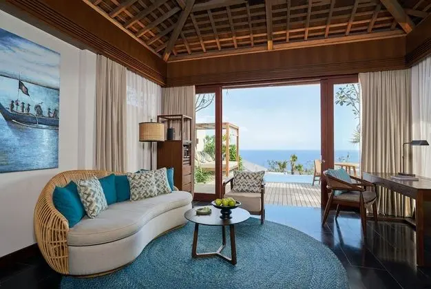 Cliff Pool Villa - One Bedroom with Ocean View