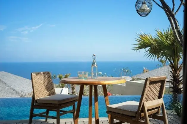 Cliff Pool Villa - One Bedroom with Ocean View