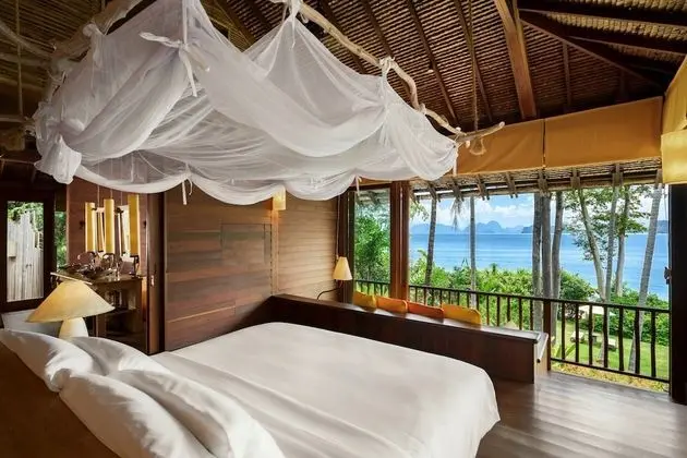 Beachfront Pool Villa