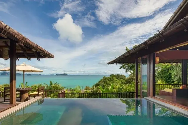 Ocean Pool Villa
