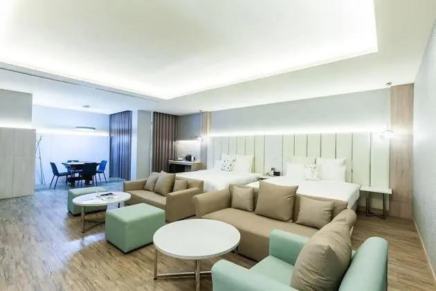 Deluxe Dört Kişilik Oda