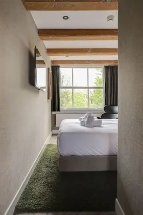 Comfort Tek Büyük Yataklı Oda
