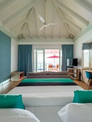 Water Villa Pool + Slide