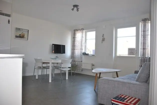 Apart Daire, 2 Tek Kişilik Yatak, Sigara İçilmez, Kısmi Deniz Manzaralı