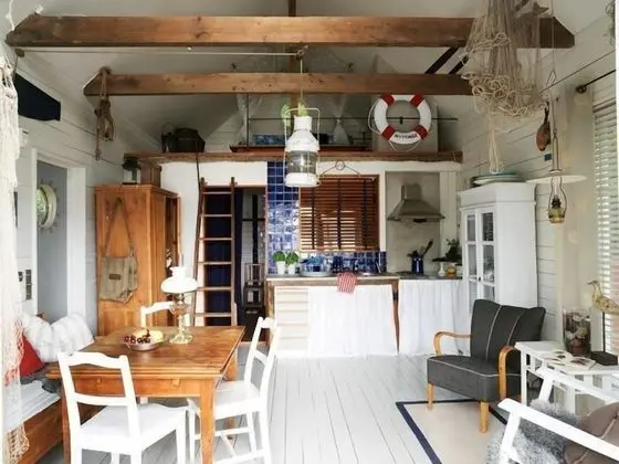 Kulübe, Sauna, Göl Kenarı