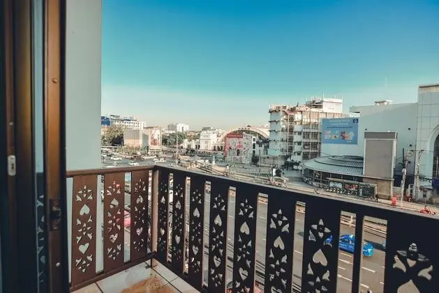 Üç Kişilik Oda