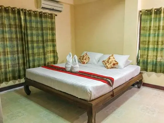 Standard Fan Room