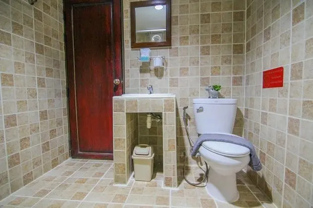 Standard Fan Room
