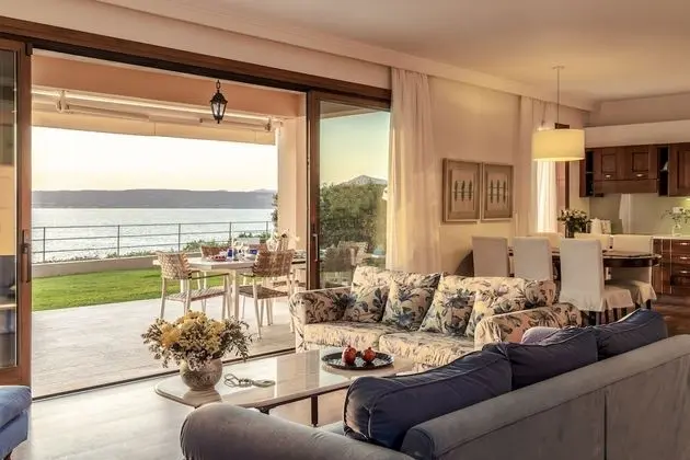 Villa, 3 Yatak Odası, Kişiye Özel Havuzlu (Anemos)