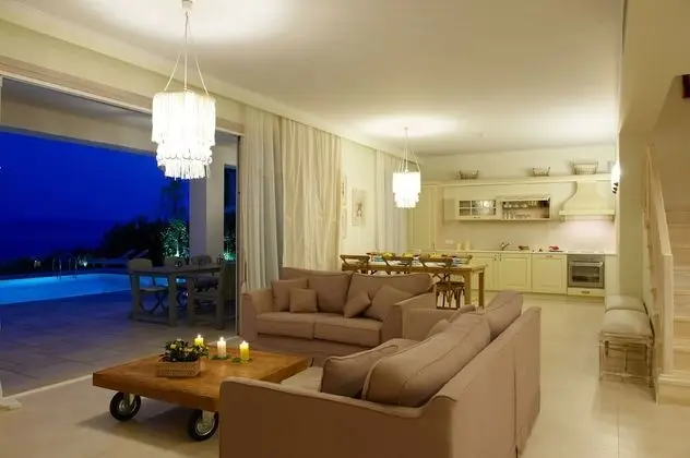 Villa, 3 Yatak Odası, Kişiye Özel Havuzlu (Anemos)