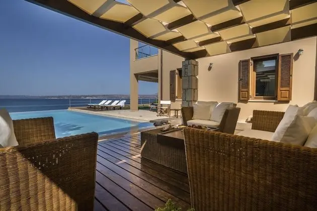 Villa, 3 Yatak Odası, Kişiye Özel Havuzlu (Anemos)