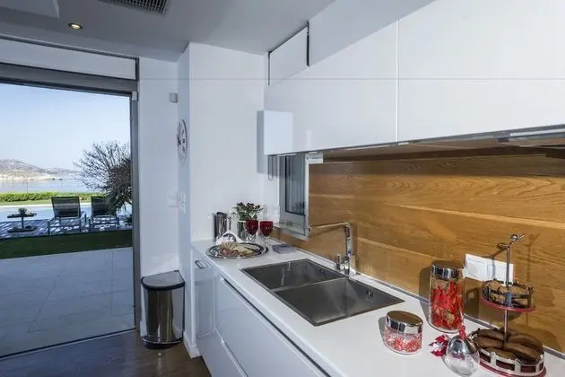 Luxury Villa, 3 Yatak Odası, Kişiye Özel Havuzlu (Almyra)