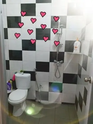 Economy Oda (Room 1)