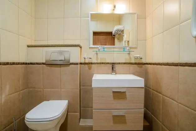 Standard Tek Büyük Yataklı Oda