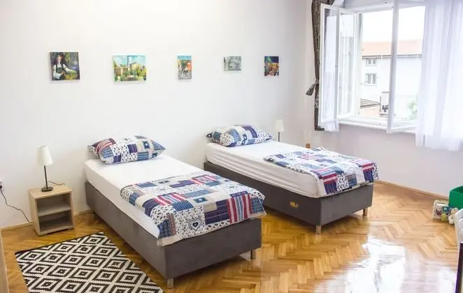 Apart Daire, Balkon