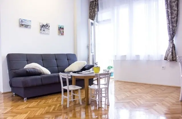 Apart Daire, Balkon