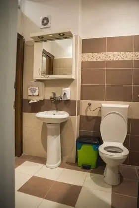 Bed in 6-Bed Dormitory Room (age 18-40)
