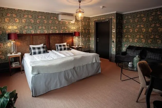 Standard Tek Büyük Yataklı Oda (Klubbhuset)