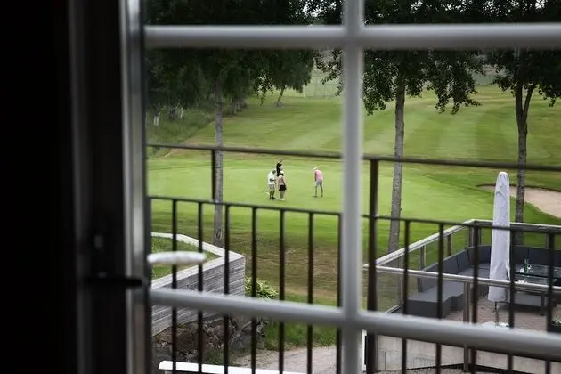 Standard Tek Büyük Yataklı Oda (Klubbhuset)