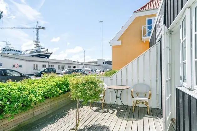 Tek Büyük Yataklı Oda, Teras (or Balcony)