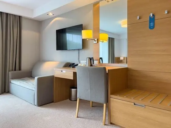 Comfort Tek Büyük veya İki Ayrı Yataklı Oda, 1 En Büyük (King) Boy Yatak